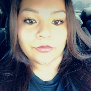 Meet your Posher, Virginia